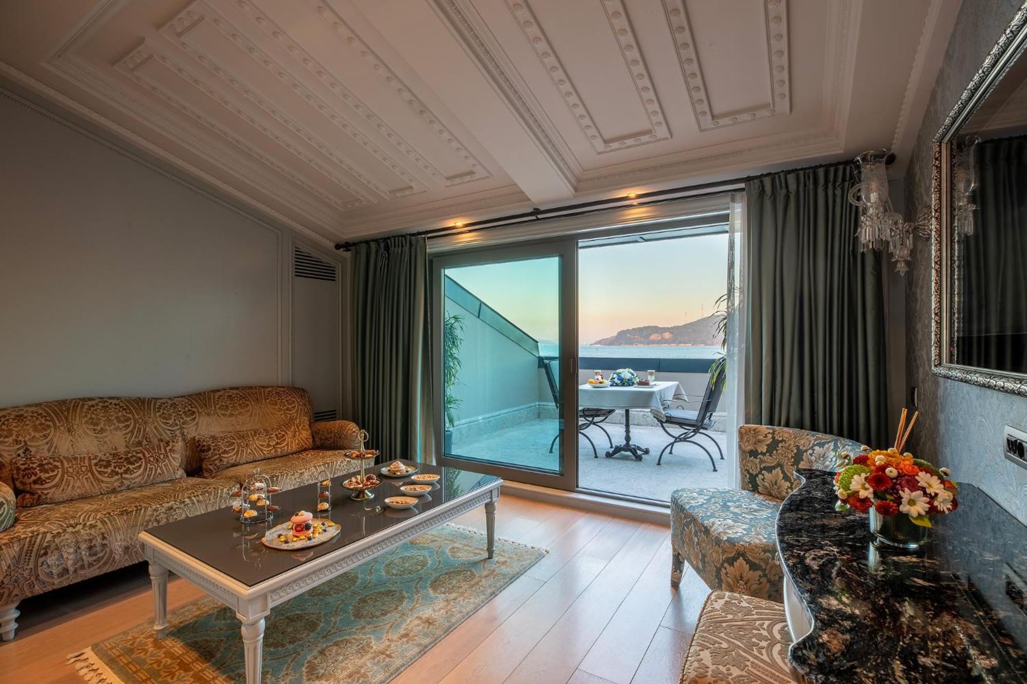 Mfb Tarabya Hotel Истанбул Екстериор снимка