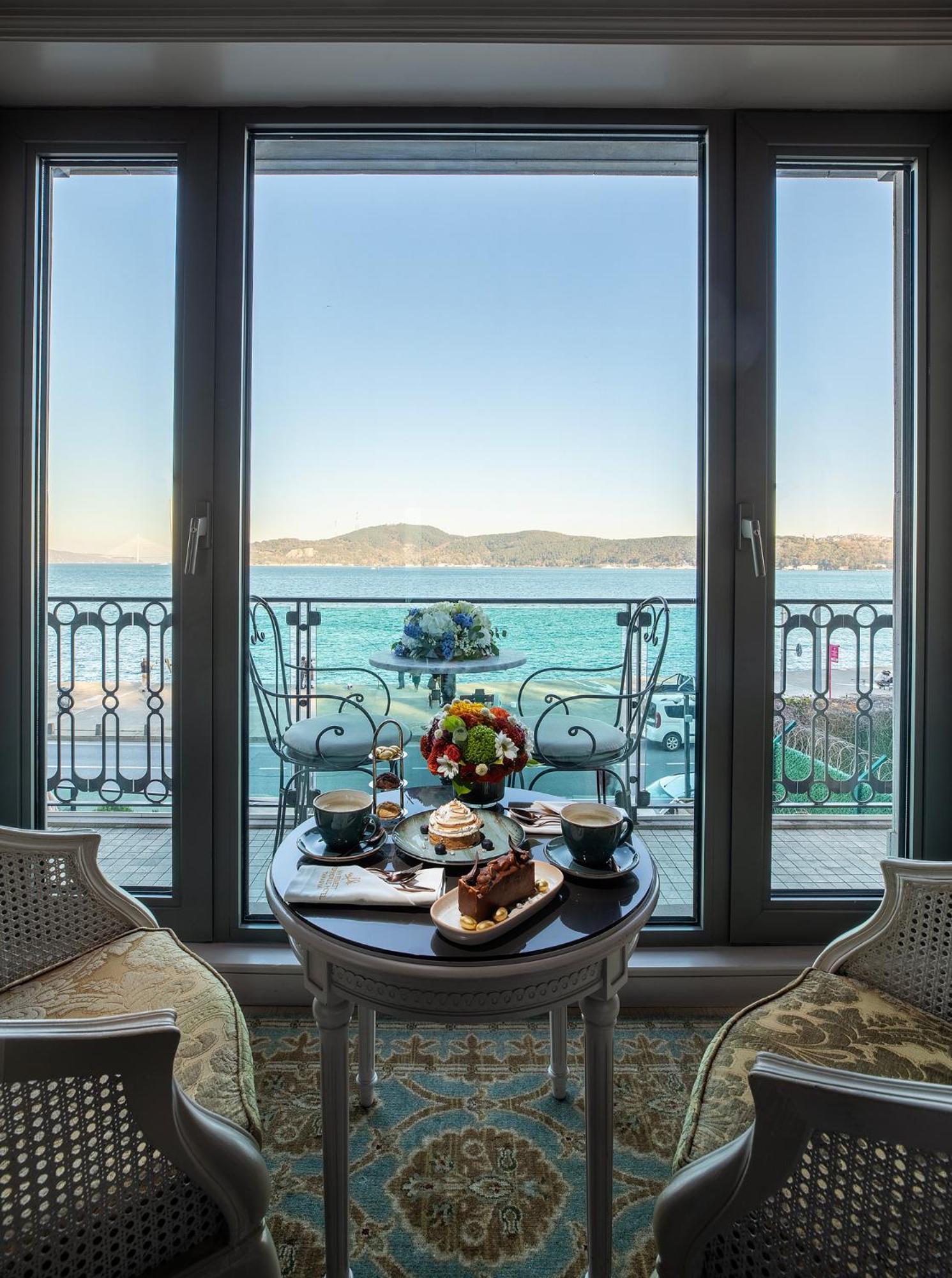 Mfb Tarabya Hotel Истанбул Екстериор снимка